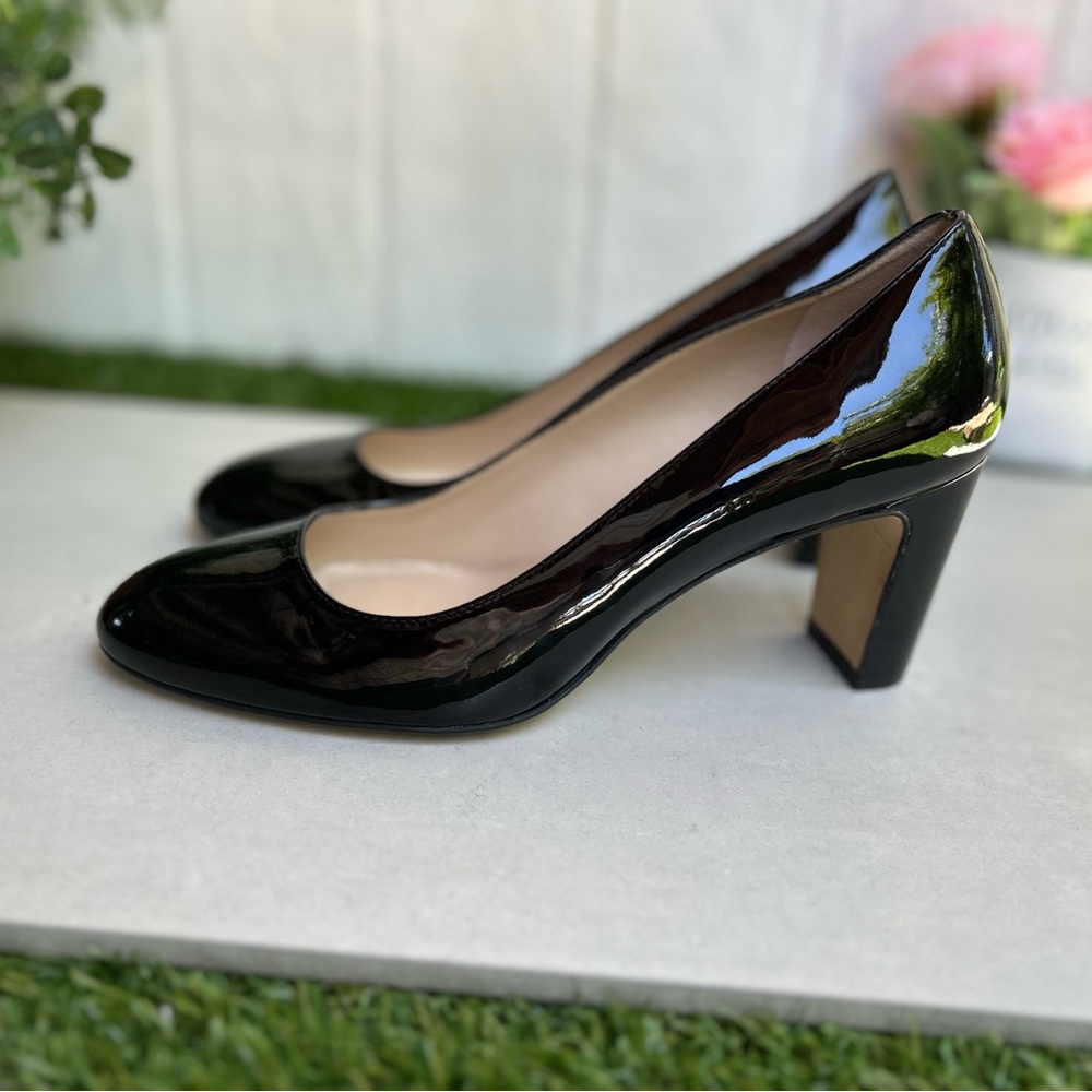 WEITZMAN
Vida 75  3” Pump In Black
Patent size 6.5B
$220 new ( store display)